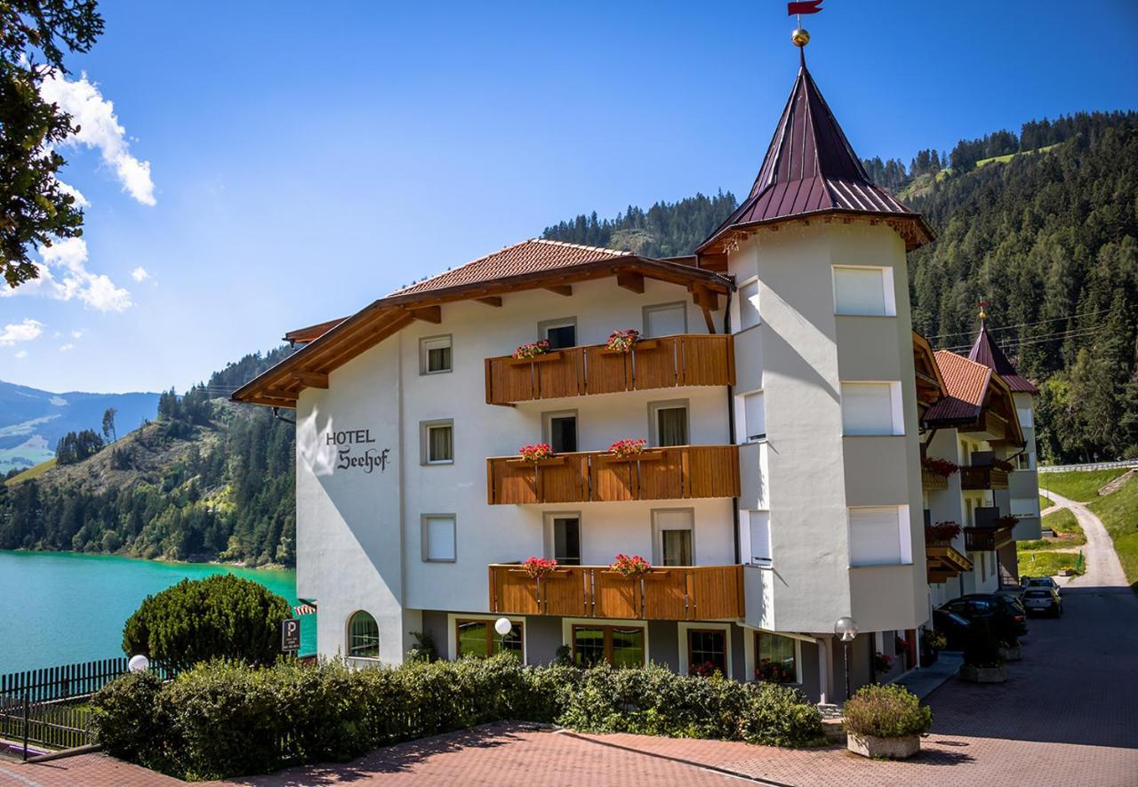 Hotel Seehof Weisberg-Taisten Buitenkant foto