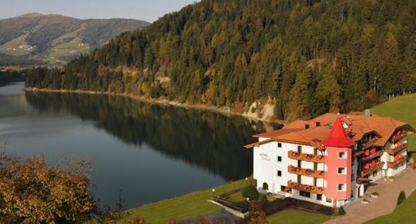 Hotel Seehof Weisberg-Taisten Buitenkant foto