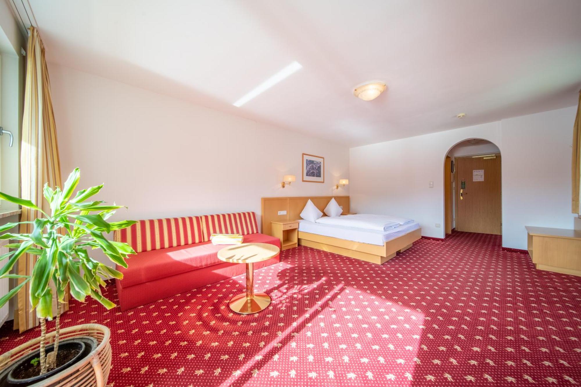 Hotel Seehof Weisberg-Taisten Buitenkant foto